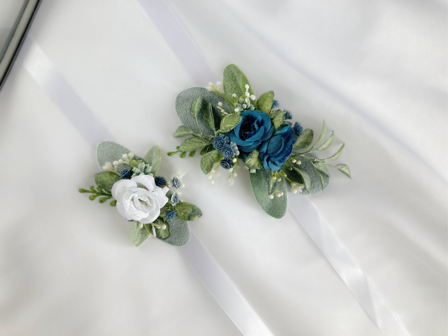 Corsages