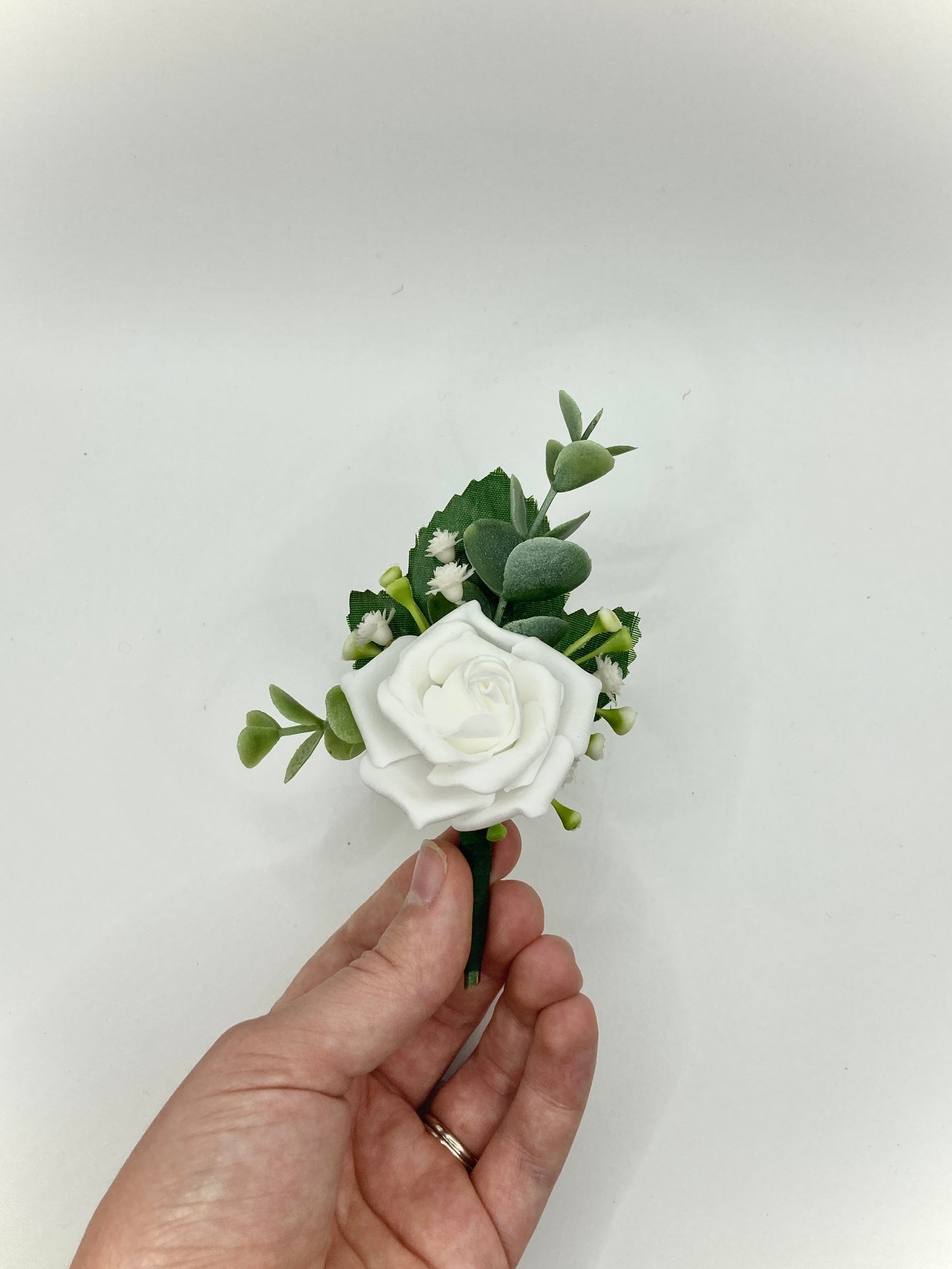 White + Green Eucalyptus Boutonniere, Magnetic Mens Wedding Boutonniere, White Rose Groom Boutonniere, Greenery Babys Breath Boutonniere