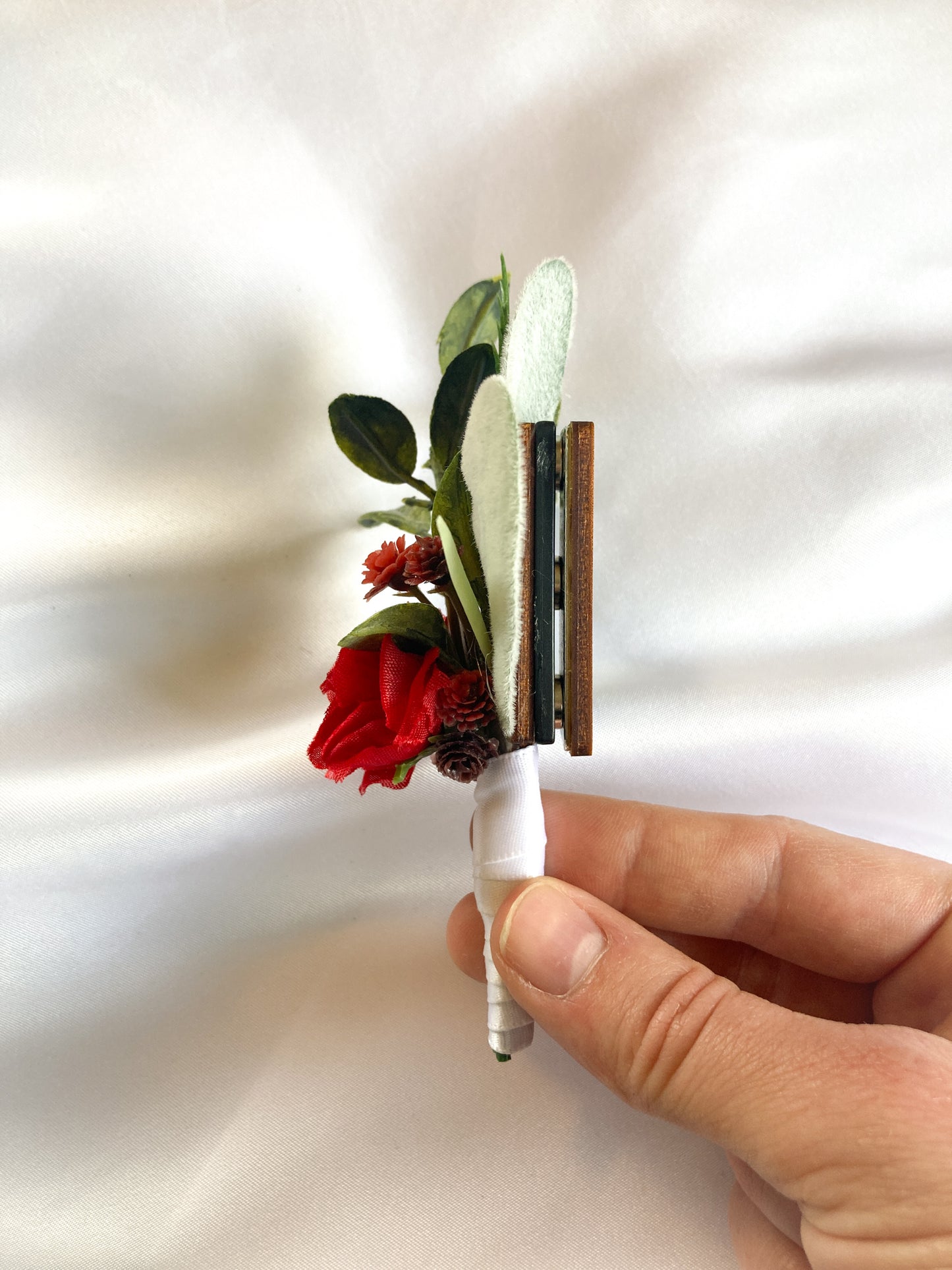 Classic Red Rose Magnetic Clip-On Boutonniere