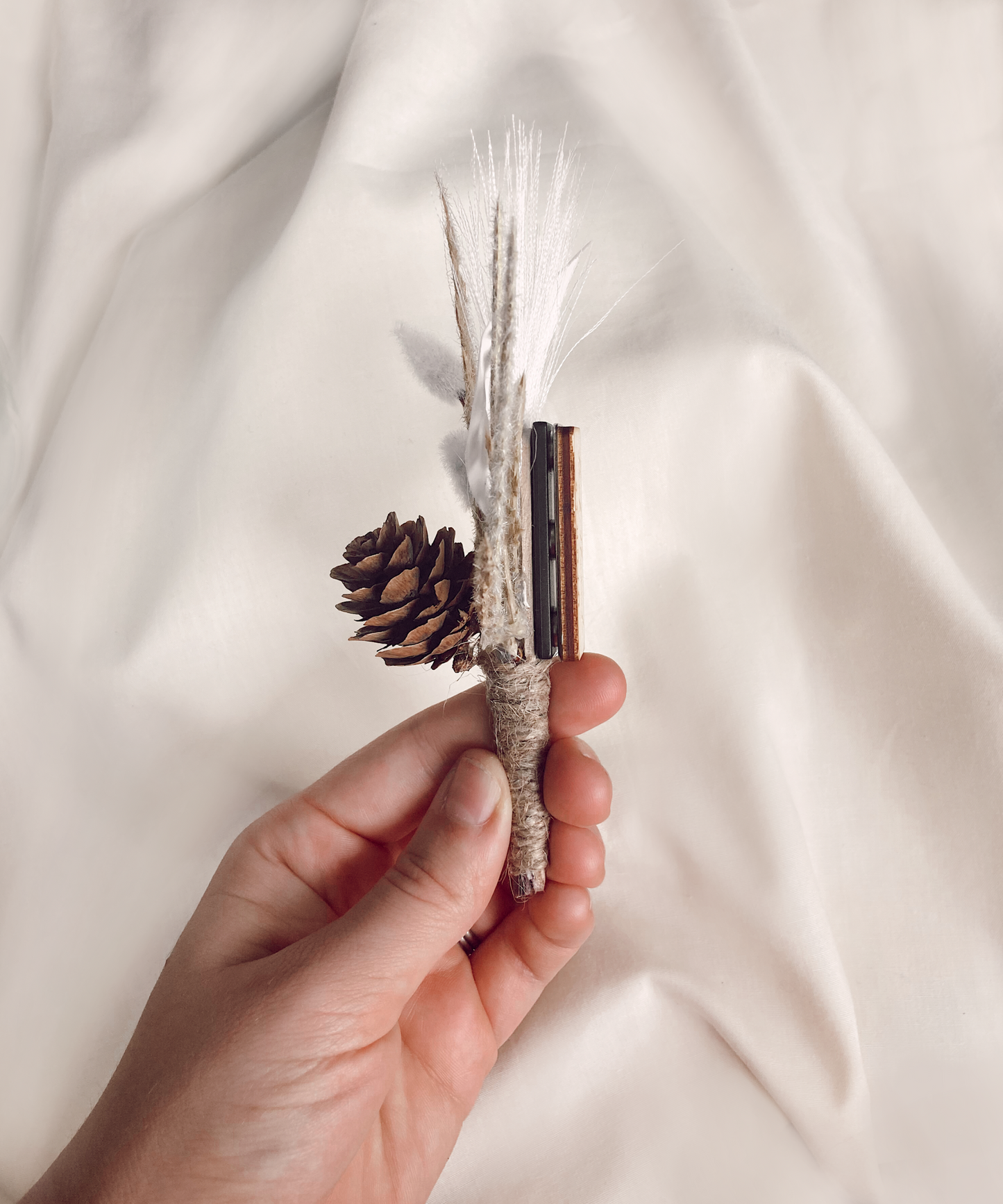 Winter White Pinecone Magnetic Clip-On Boutonniere